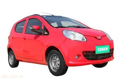  宝雅雅贝电动汽车